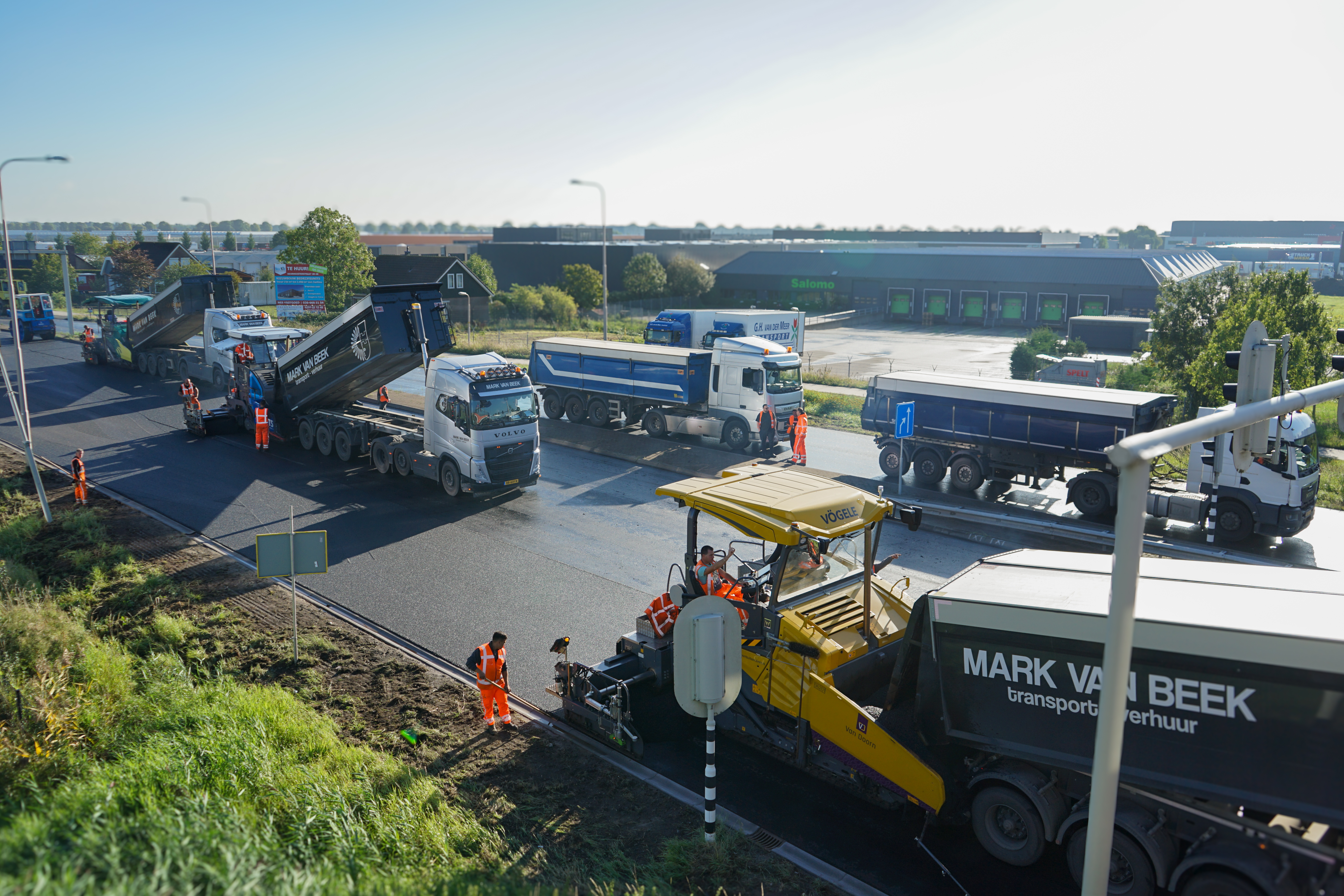 Legmeerdijk asfaltwerkzaamheden