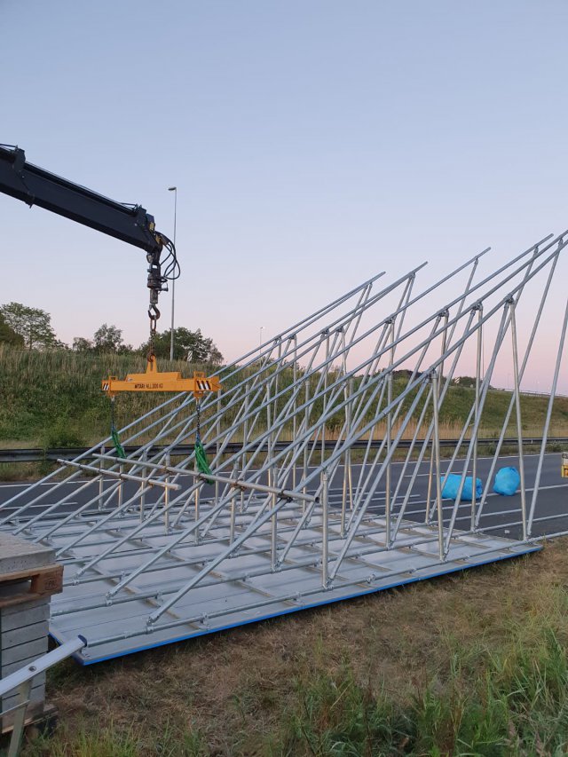 Nieuw ANWB-bord op de snelweg bij Vught