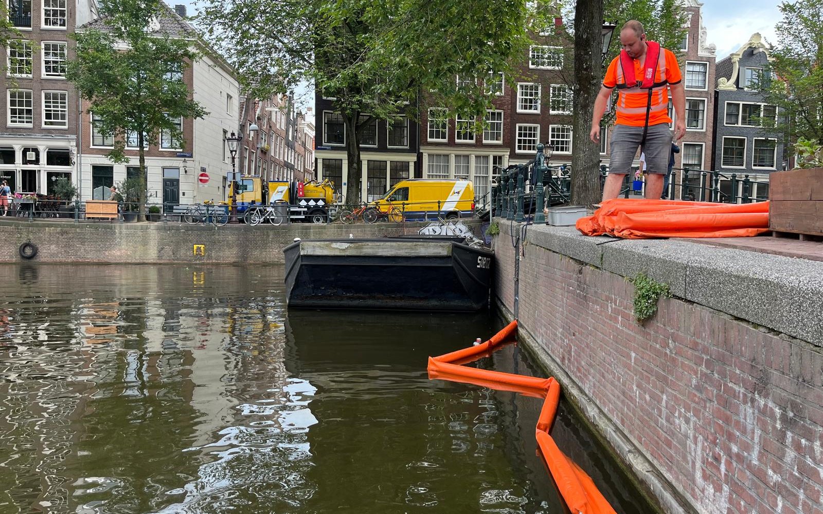 Olie skimmen Amsterdam