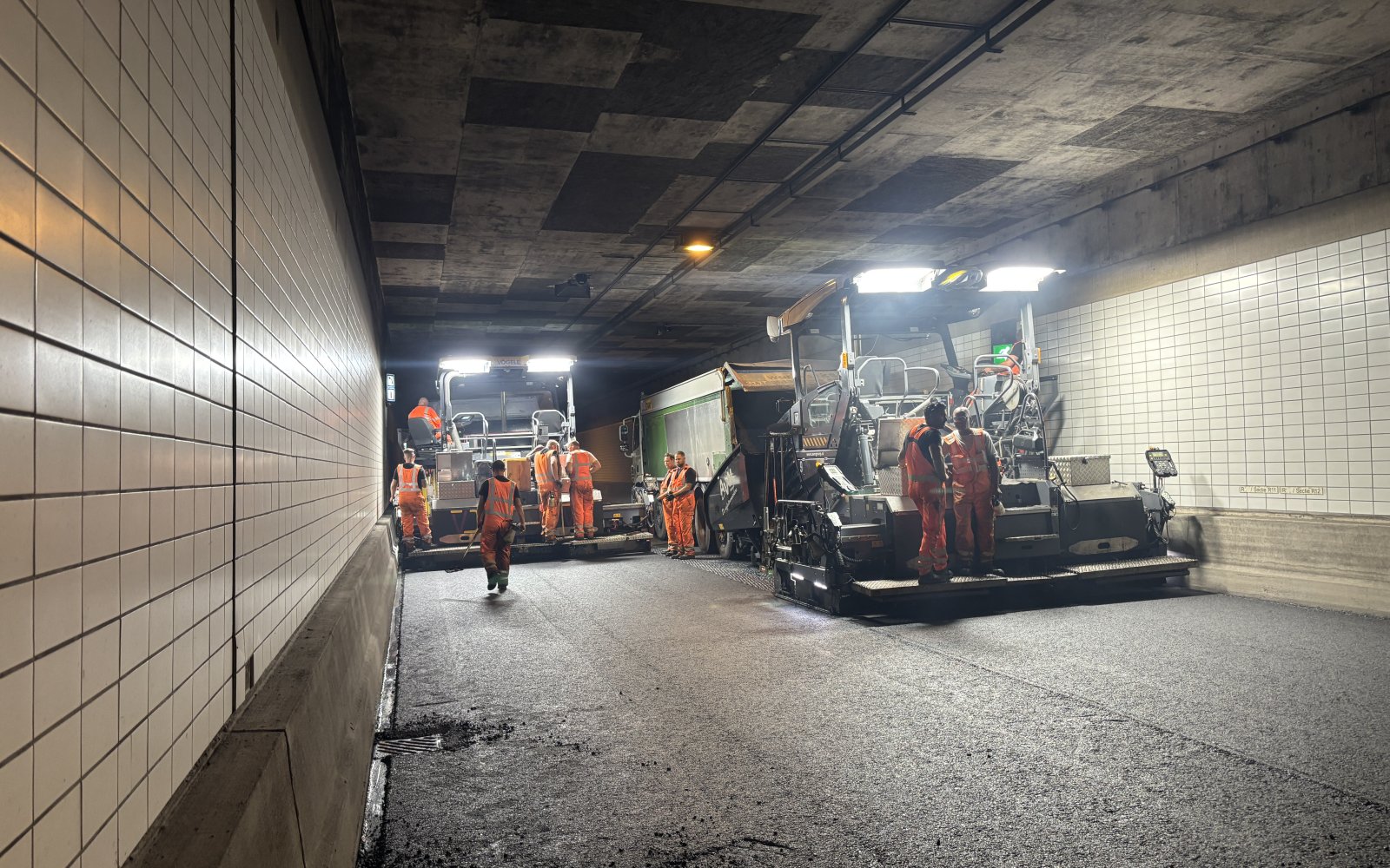 Groot asfaltonderhoud Waterwolftunnel