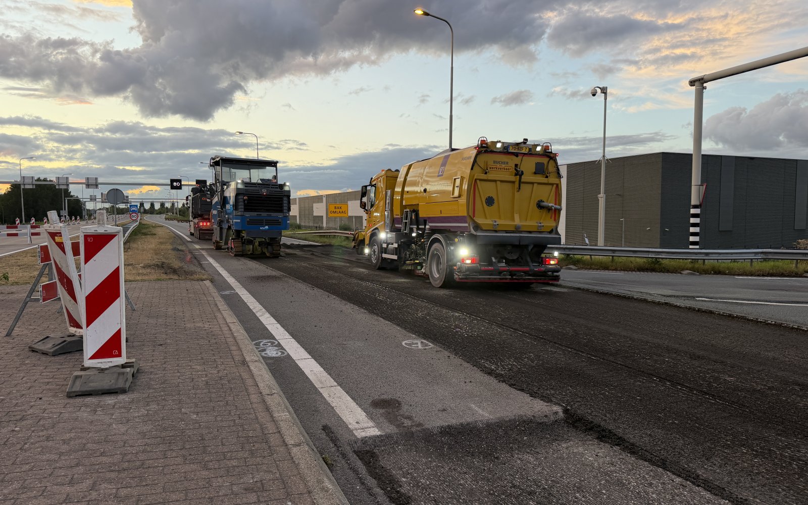 Groot asfaltonderhoud Waterwolftunnel