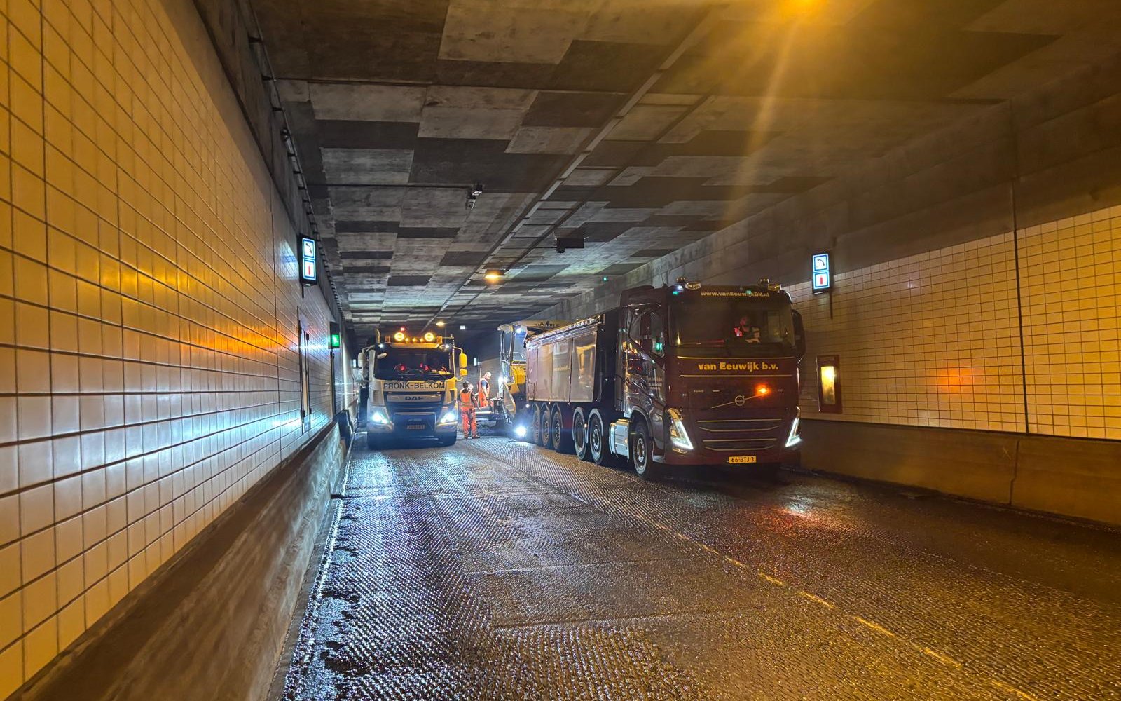 Groot asfaltonderhoud Waterwolftunnel